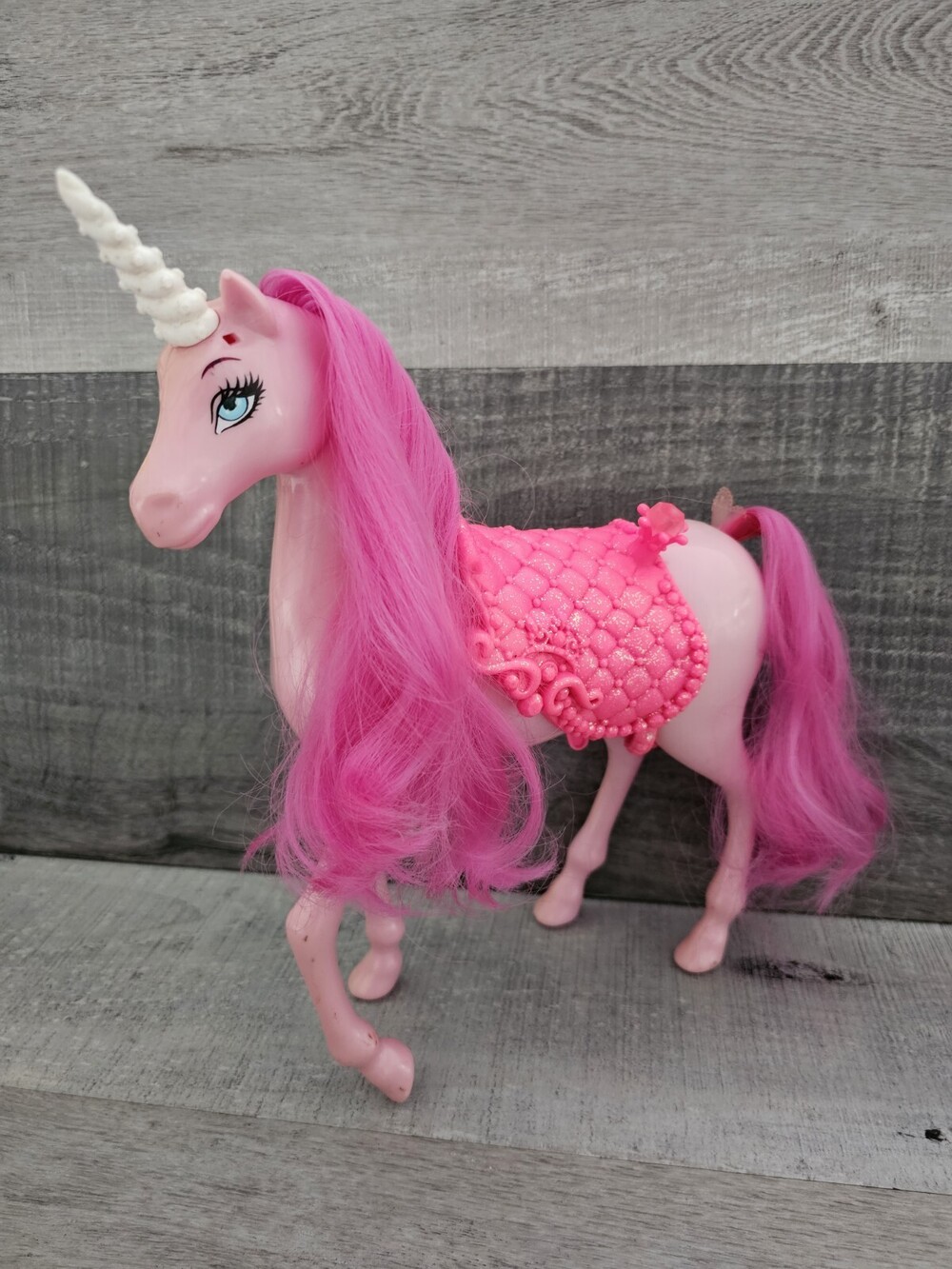 Mattel Barbie Doll Pink Princess Unicorn Pony Horse w/ Sparkle Saddle 2011 X0382